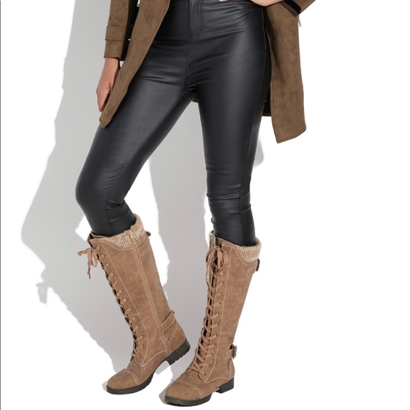 Shoe Dazzle Shoes - Shoe dazzle. Brown. 8.5